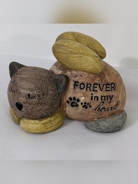 Forever In My Heart Winged Cat Memorial Garden Stone , Resin Pet Statue, NEW